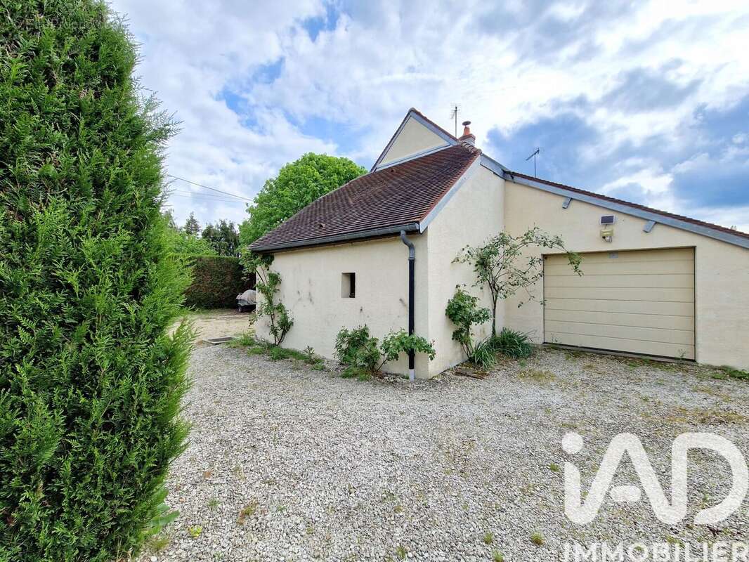 Maison 175 m² à Saint-Firmin-Sur-Loire  - photo 6