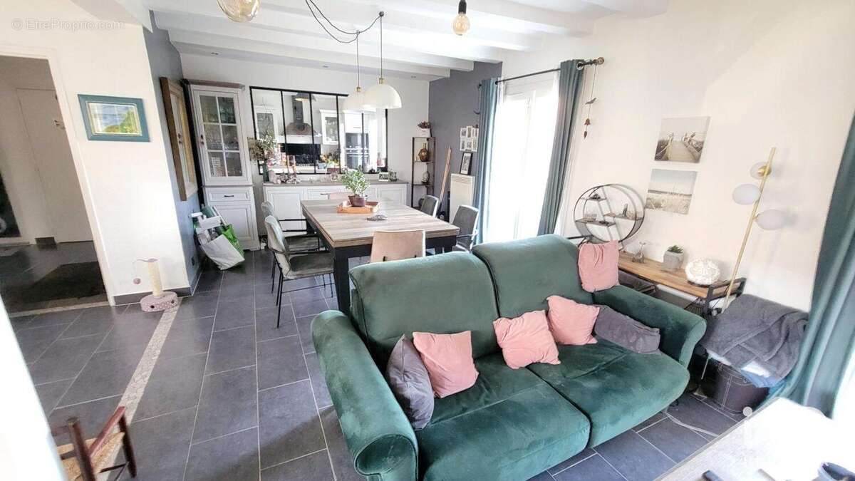 Photo 6 - Maison à COUBRON