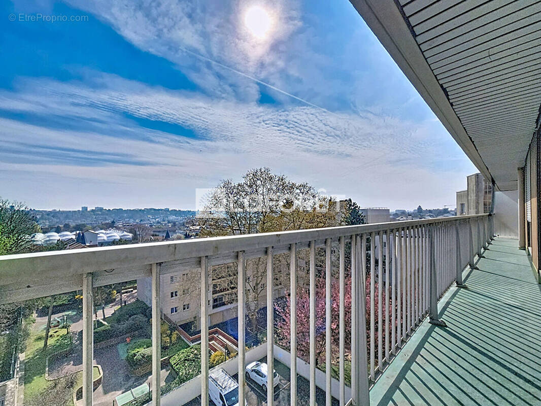 Appartement à BOURG-LA-REINE