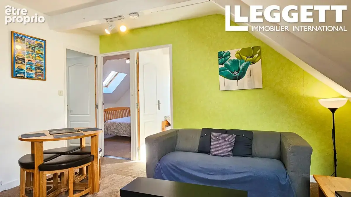 Belle propriété de 3 appartements au cœur de Gouarec, proche du canal, offrant de multiples possibilités - photo 10
