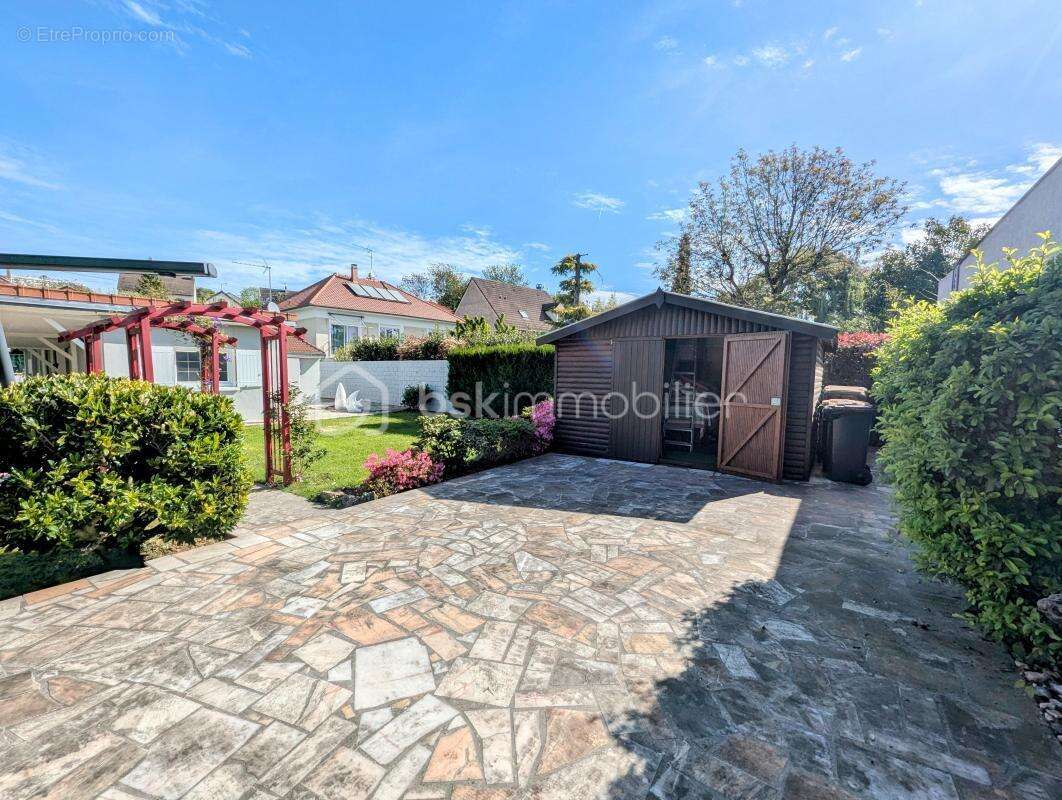 Maison à SUCY-EN-BRIE