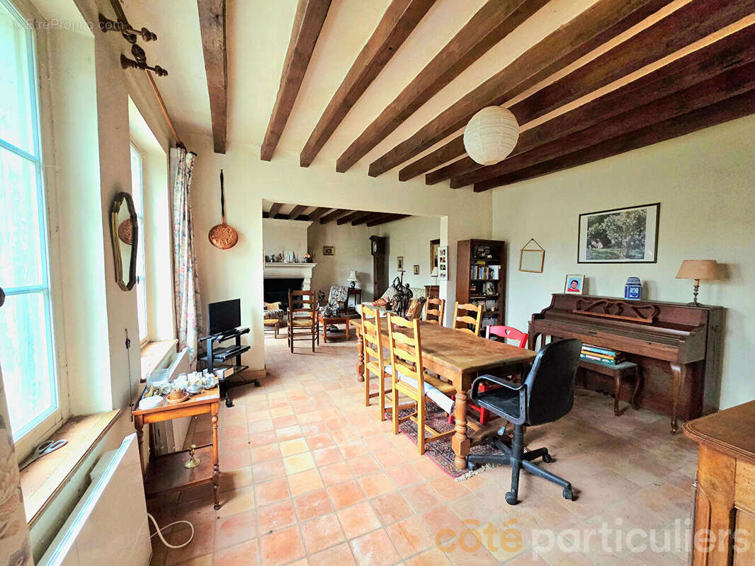 Maison à CIVRAY-DE-TOURAINE