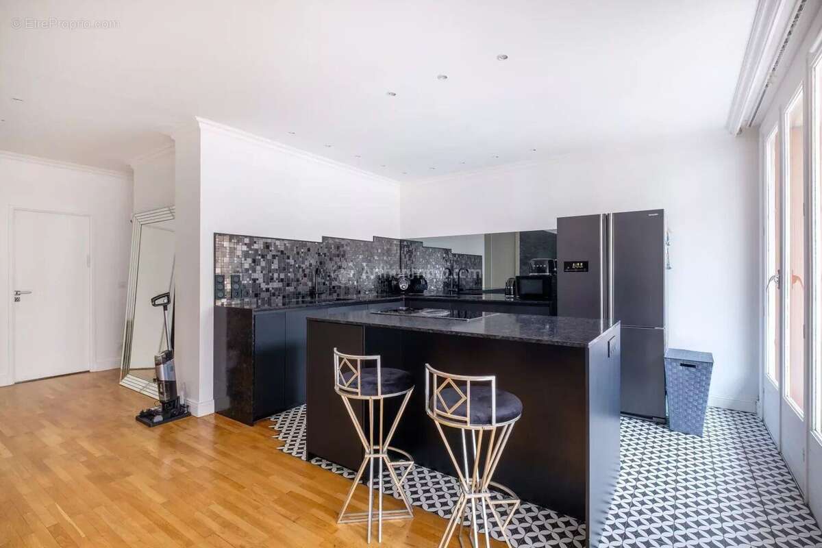 Appartement à LYON-6E