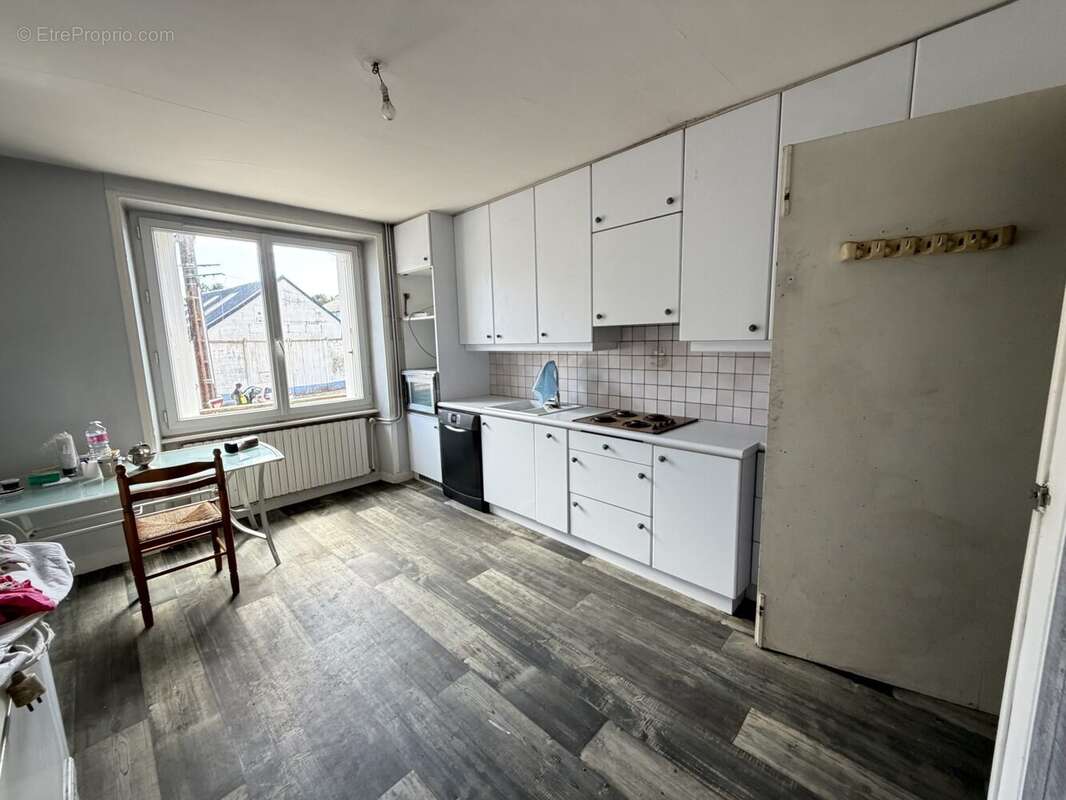 Appartement 278 m² à Rohan  - photo 7