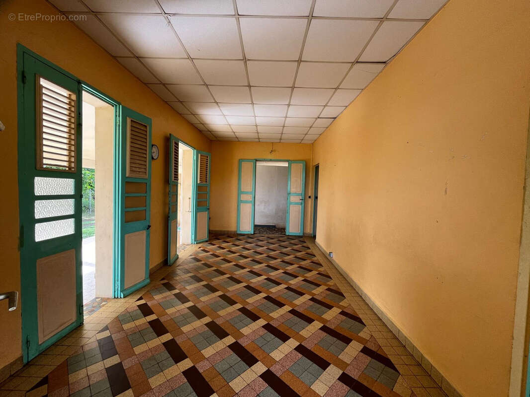 Maison à CAPESTERRE-BELLE-EAU