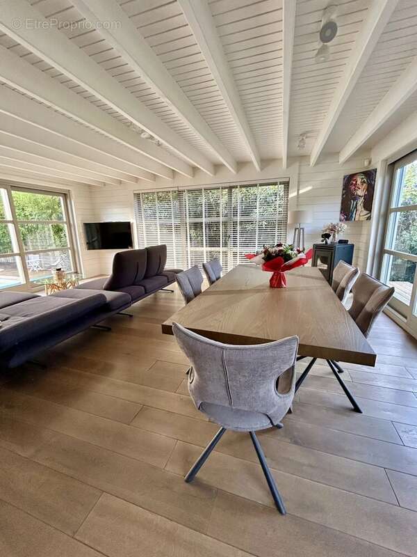 Maison à VILLENEUVE-DE-LA-RAHO