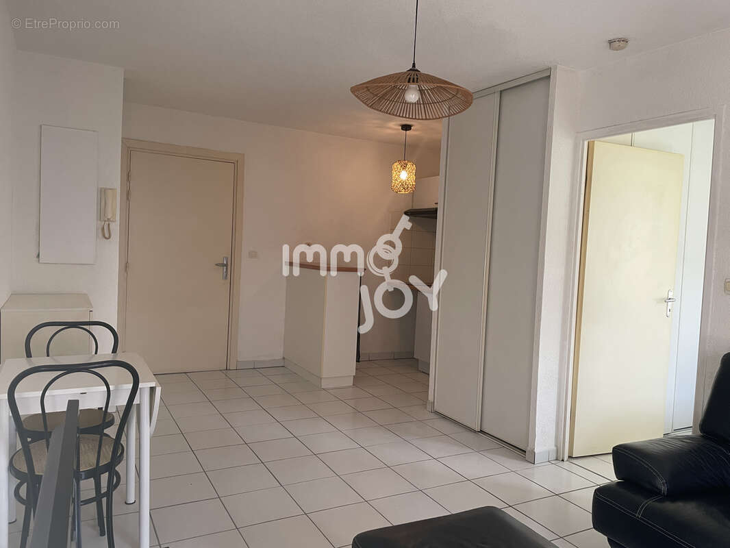 Appartement à MONDONVILLE