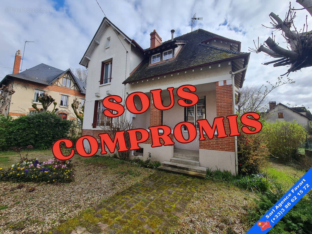 Maison à JOIGNY