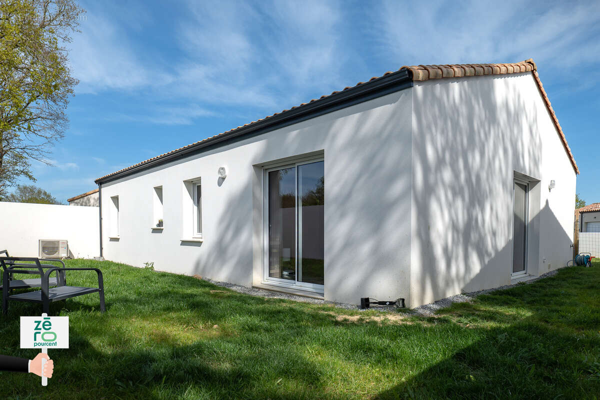 Maison à FROIDFOND