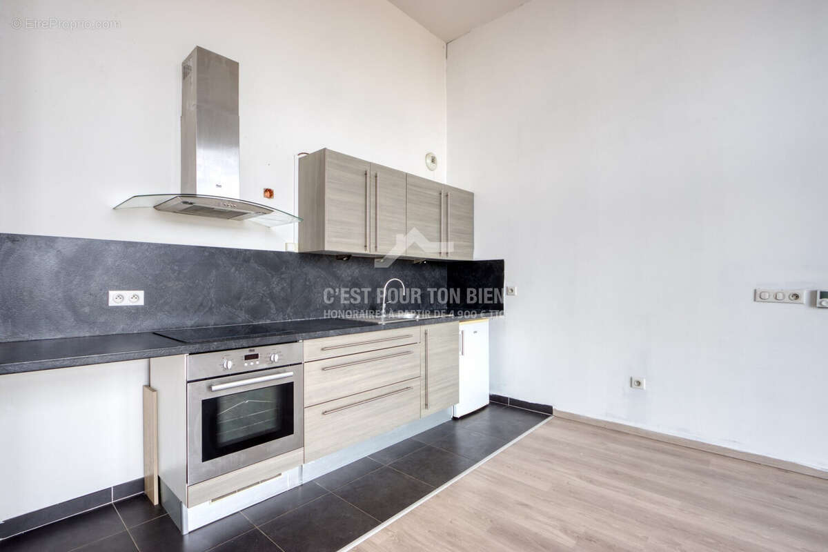 Appartement à LEZENNES