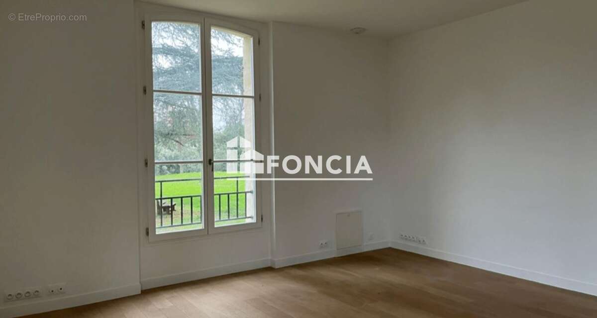 T5 en triplex de 153 m2 - photo 7