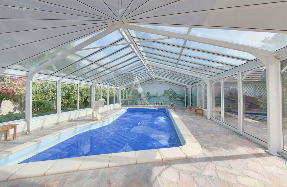 Maison à OZOIR-LA-FERRIERE