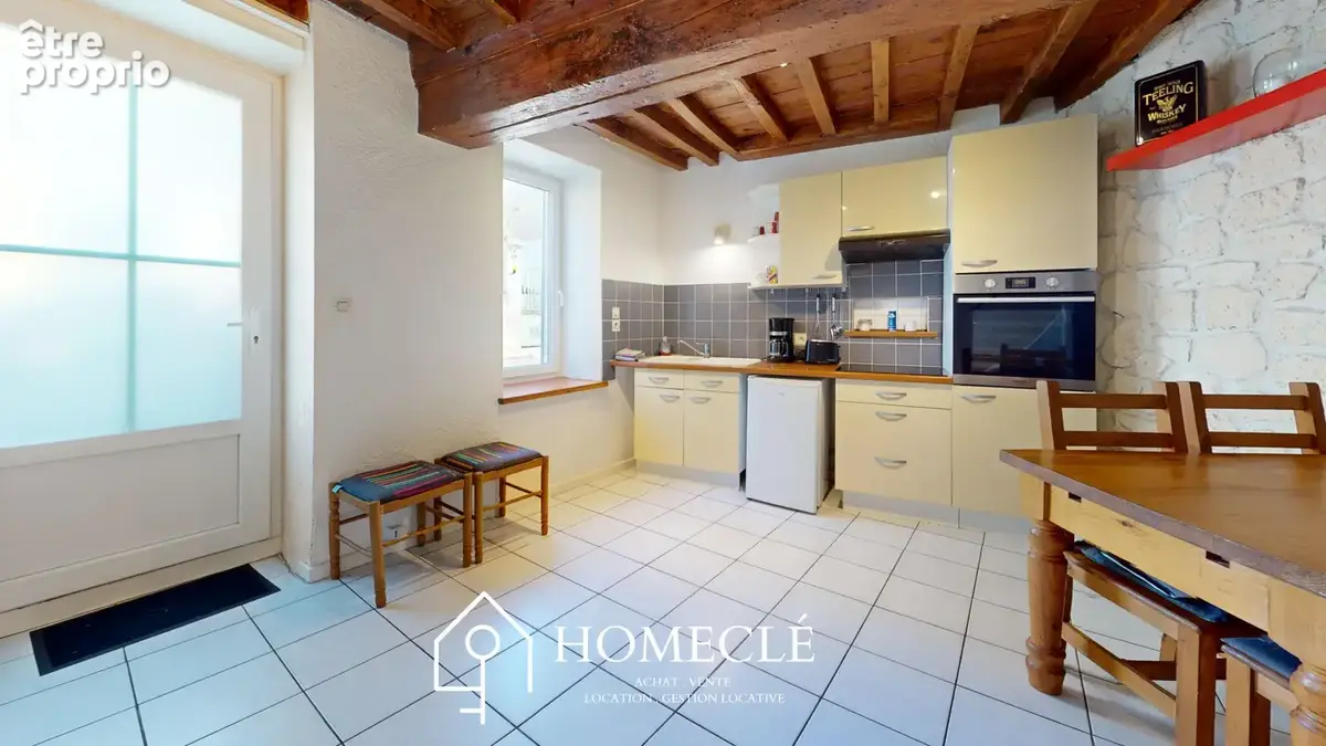 Appartement Triplex - 45 m2 - Centre-ville de Montmerle-sur-Saône - photo 3
