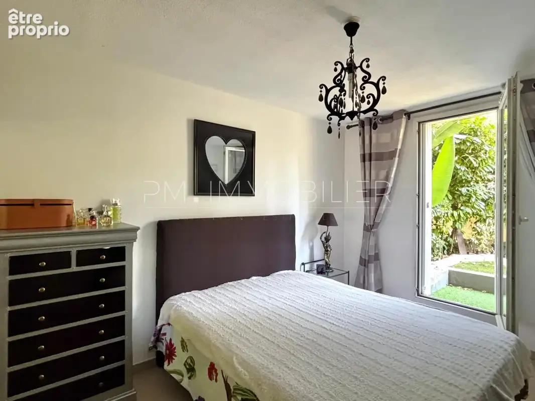 Appartement en rez-de-jardin (secteur Mazargues-13009 Marseille) - photo 13