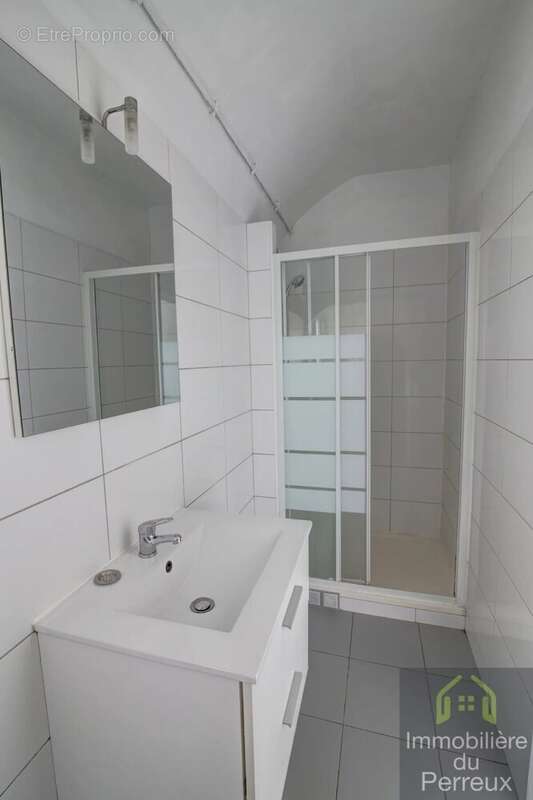 Appartement à LE PERREUX-SUR-MARNE