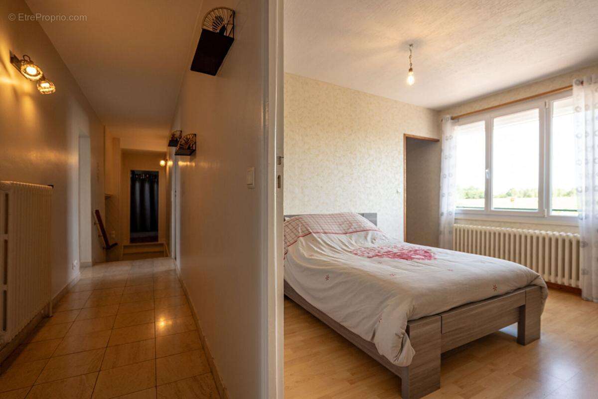 Lieux uniques ® x propriétés privées propose maison de  187 m² sur un terrain de 1295 m² à cellettes (41) - photo 11