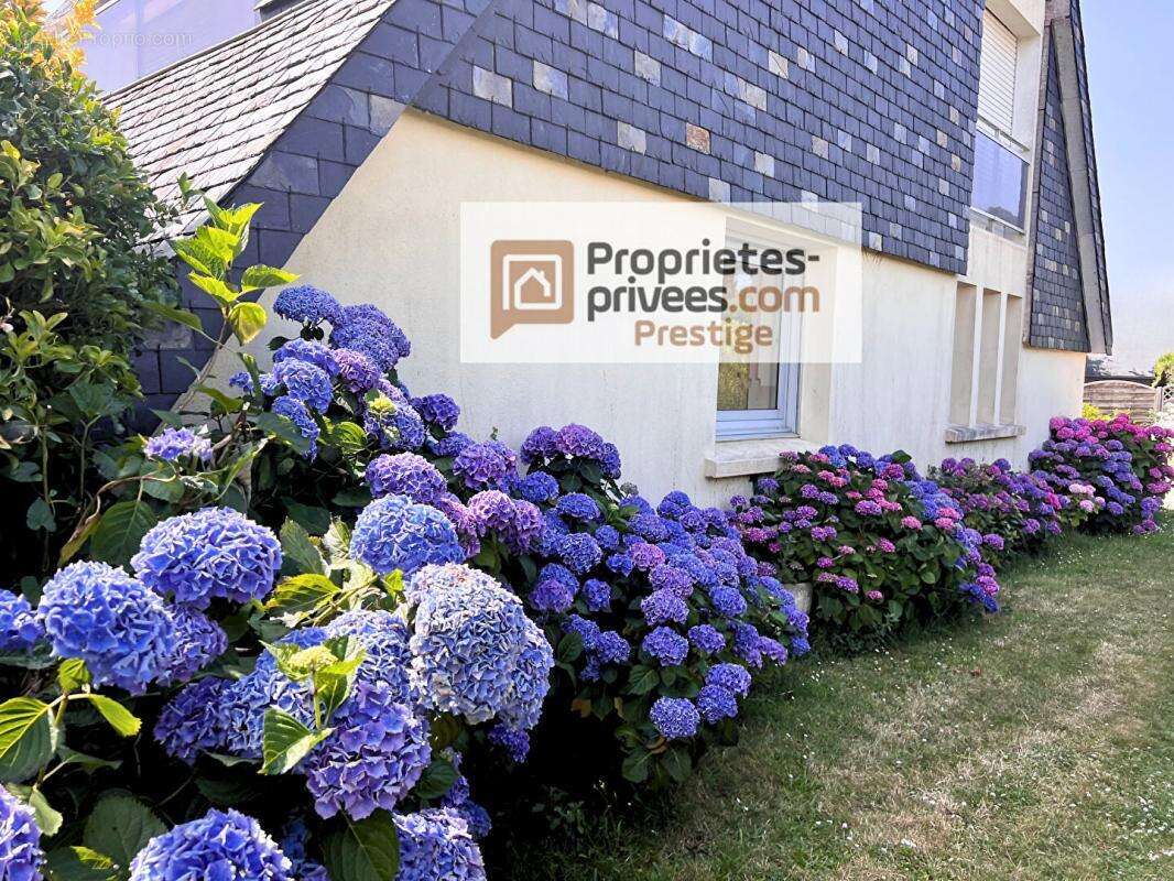 Sainte-Marine, Maison d'architecte 162 m², Terrain de 1 019 m² , Plage à pied - photo 16