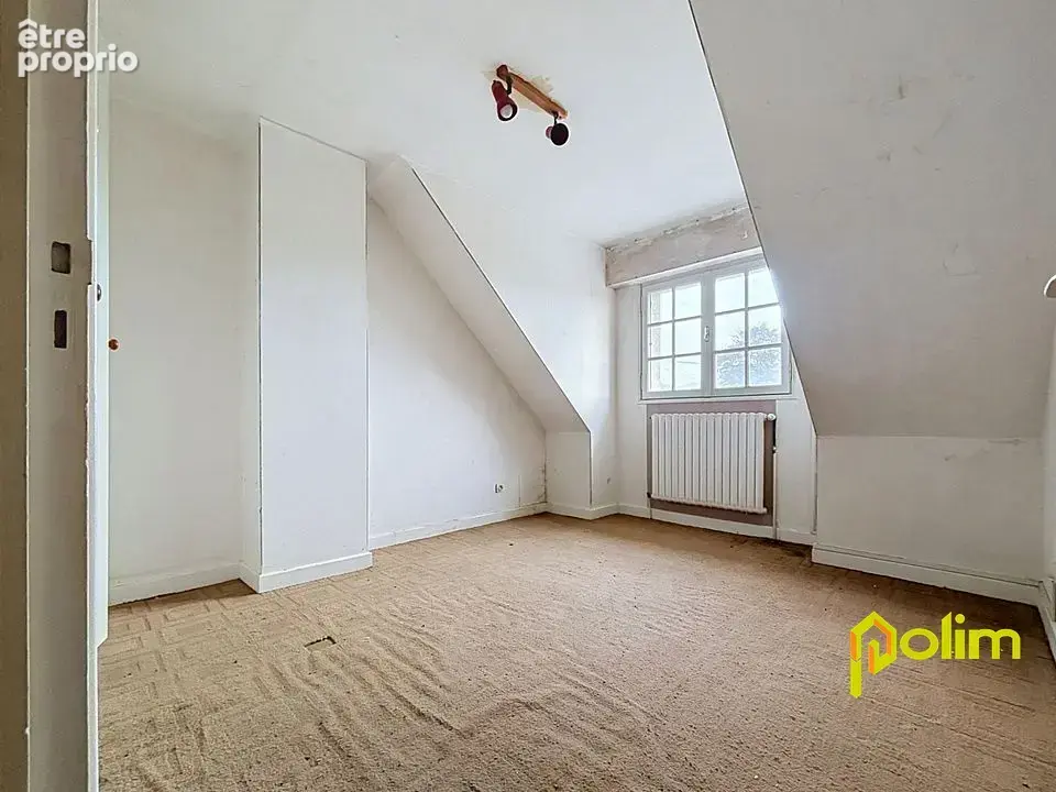 belle villa de 204 m2 à rénover totalement sur 1461 m2 - photo 7