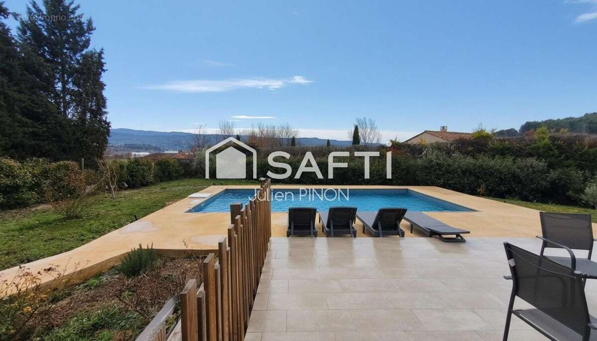 Maison 100 m² à Gargas  - photo 2