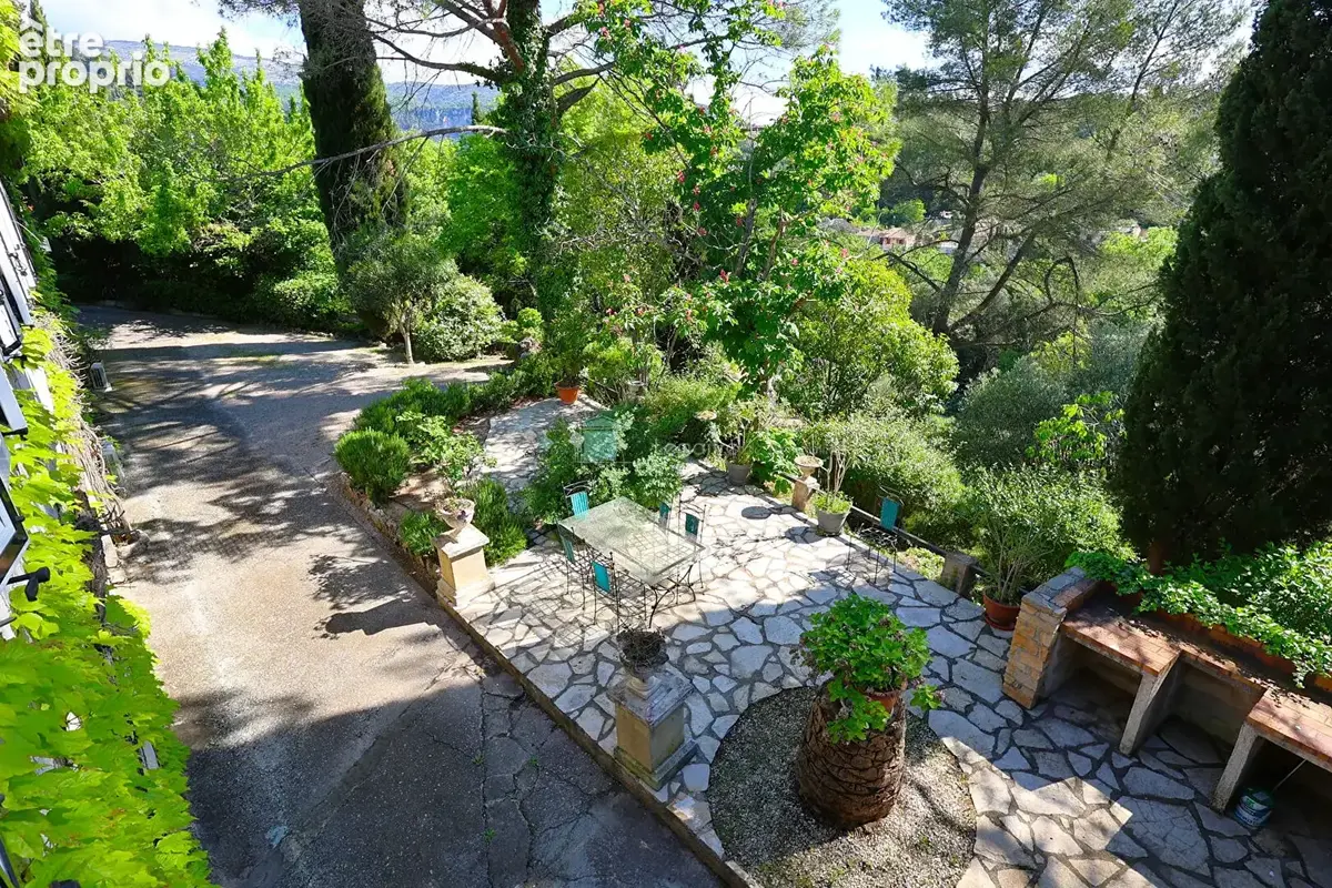 Mas 8 pièces Grasse 380 m² avec piscine et maison d'amis - photo 4