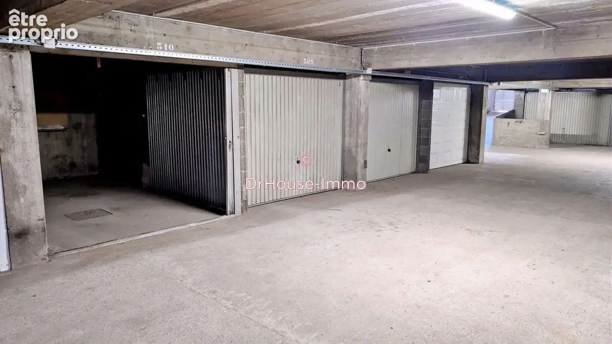 Parking 13 m² à Saint-Etienne  - photo 6