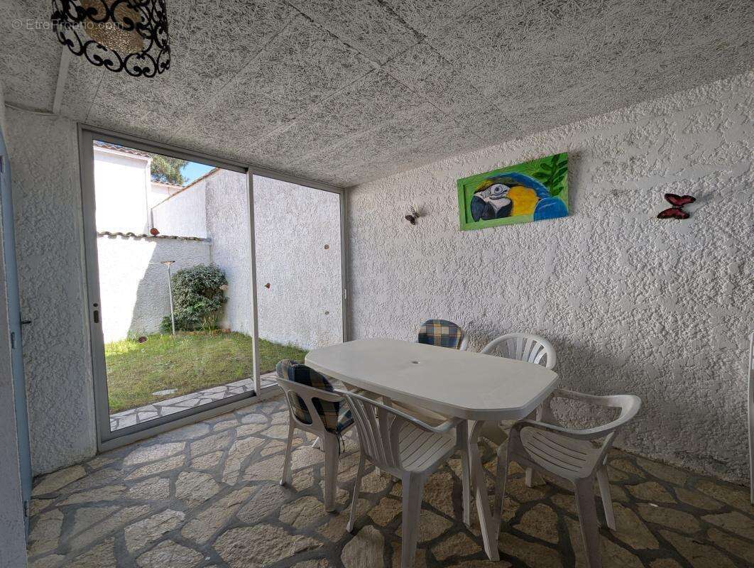 Maison à LES MATHES