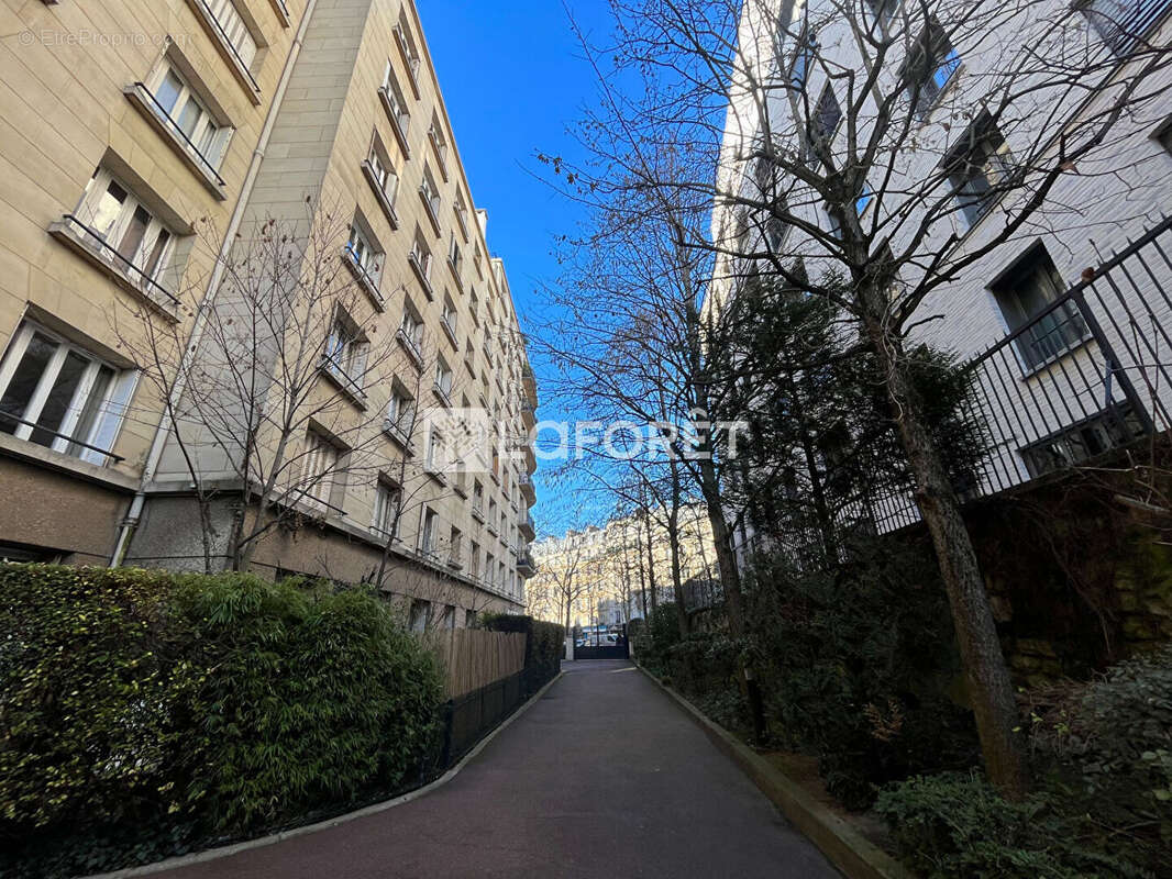 Appartement à PARIS-12E