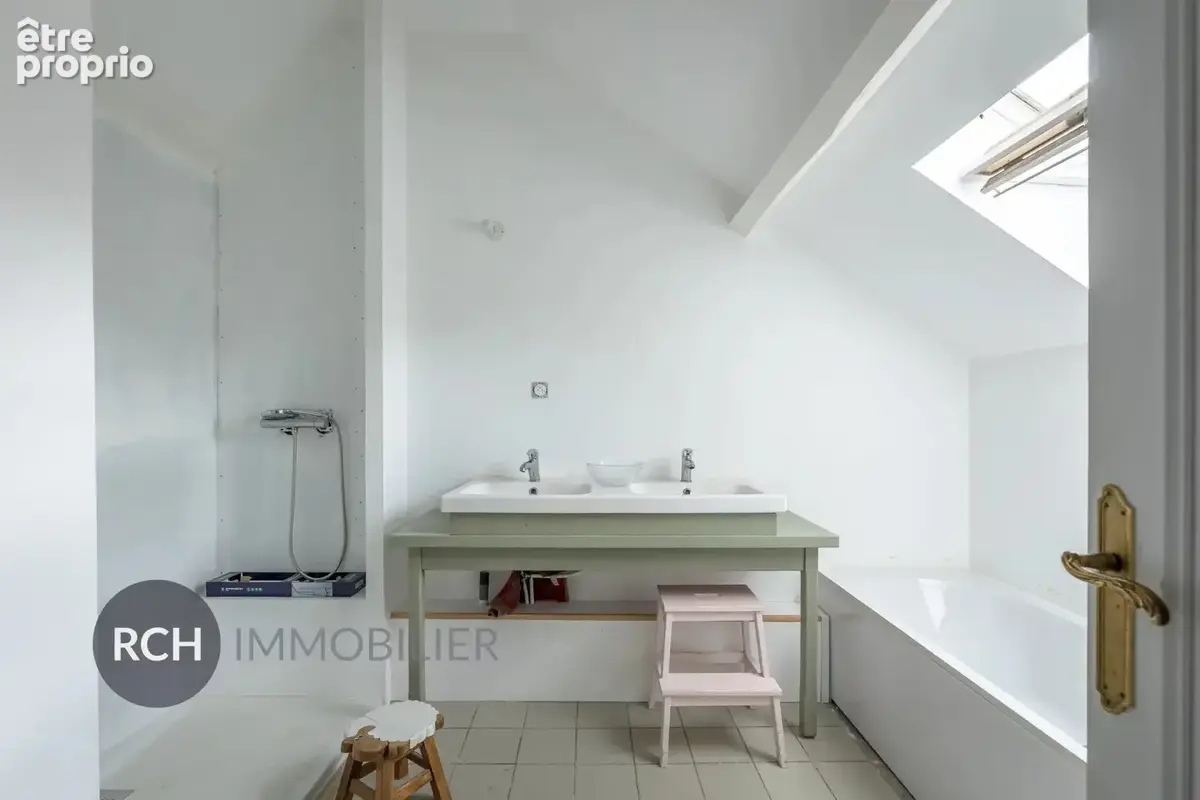 Exclusivité - A quelques minutes de Montfort-l'Amaury - Belle maison ancienne aux beaux volumes - photo 15