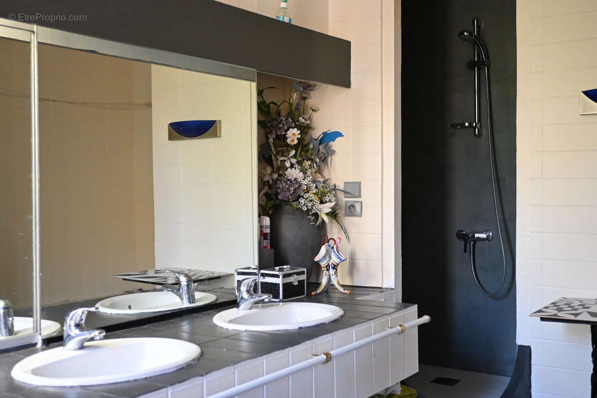 Appartement à CARCASSONNE