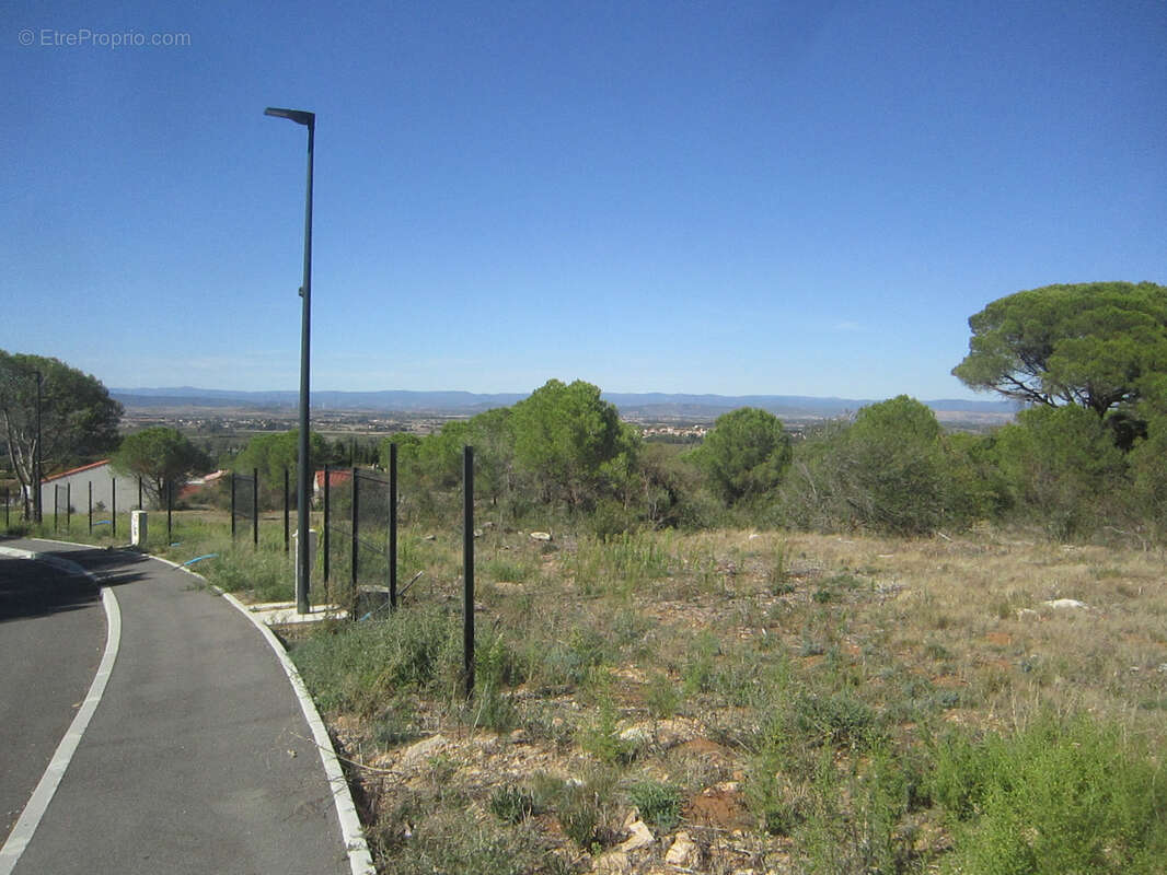 Terrain à MARCORIGNAN