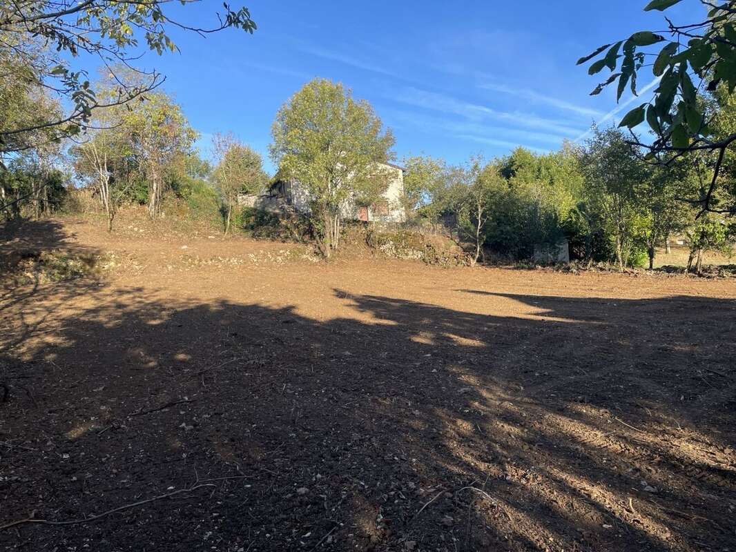 Terrain à LA CAPELLE-BALAGUIER