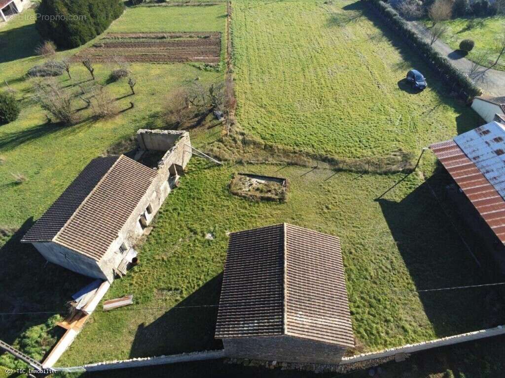 Maison à VILLEFAGNAN