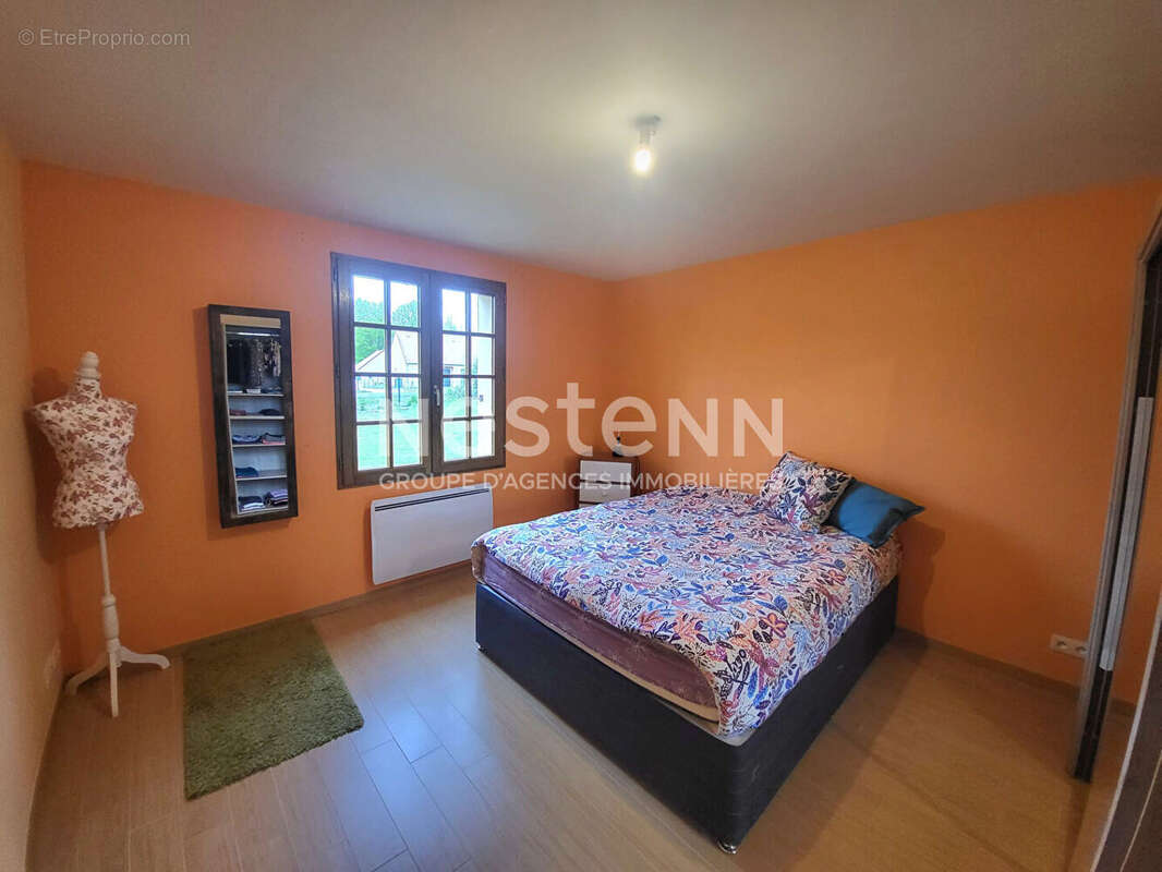 Maison à LA FERTE-SAINT-CYR