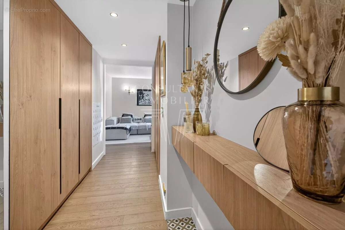 Appartement à LEVALLOIS-PERRET