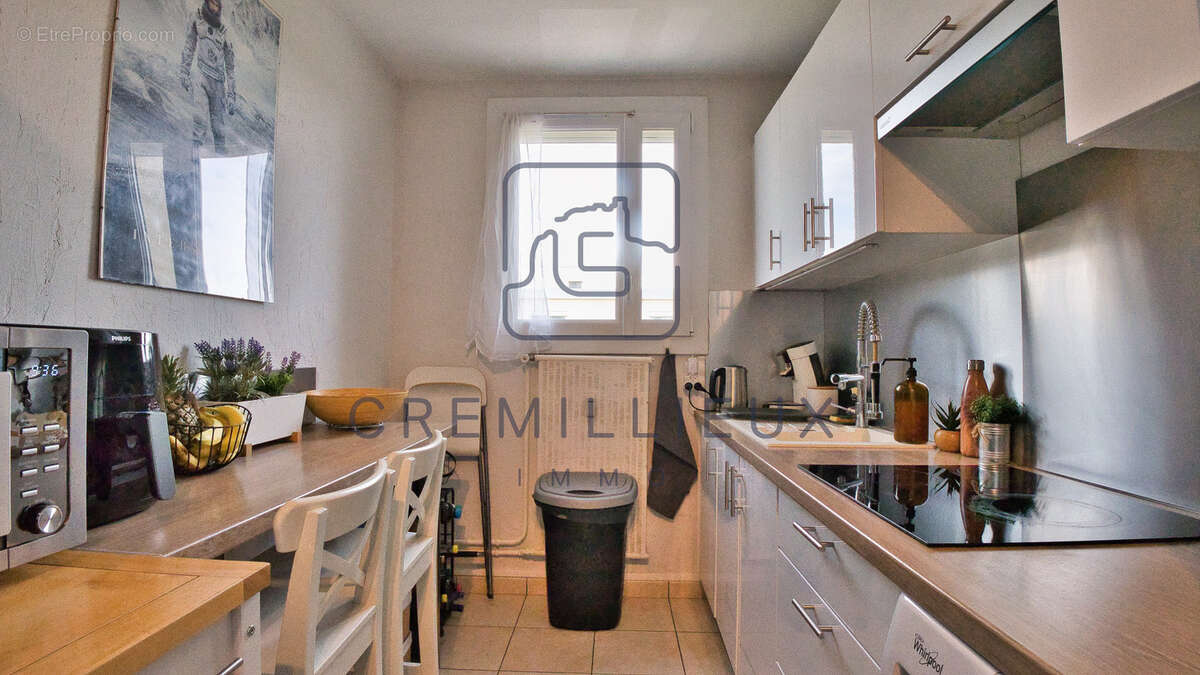 Appartement à GUILHERAND-GRANGES