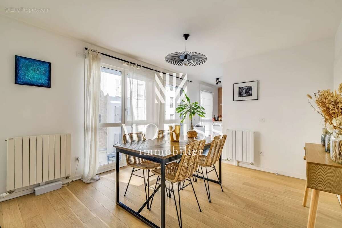 Appartement à PARIS-18E