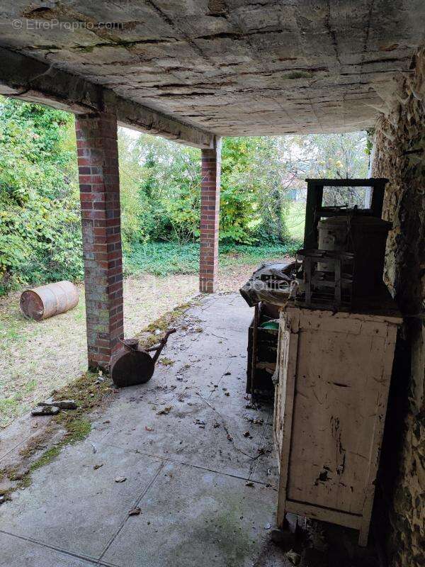 Maison à THORIGNY-SUR-OREUSE