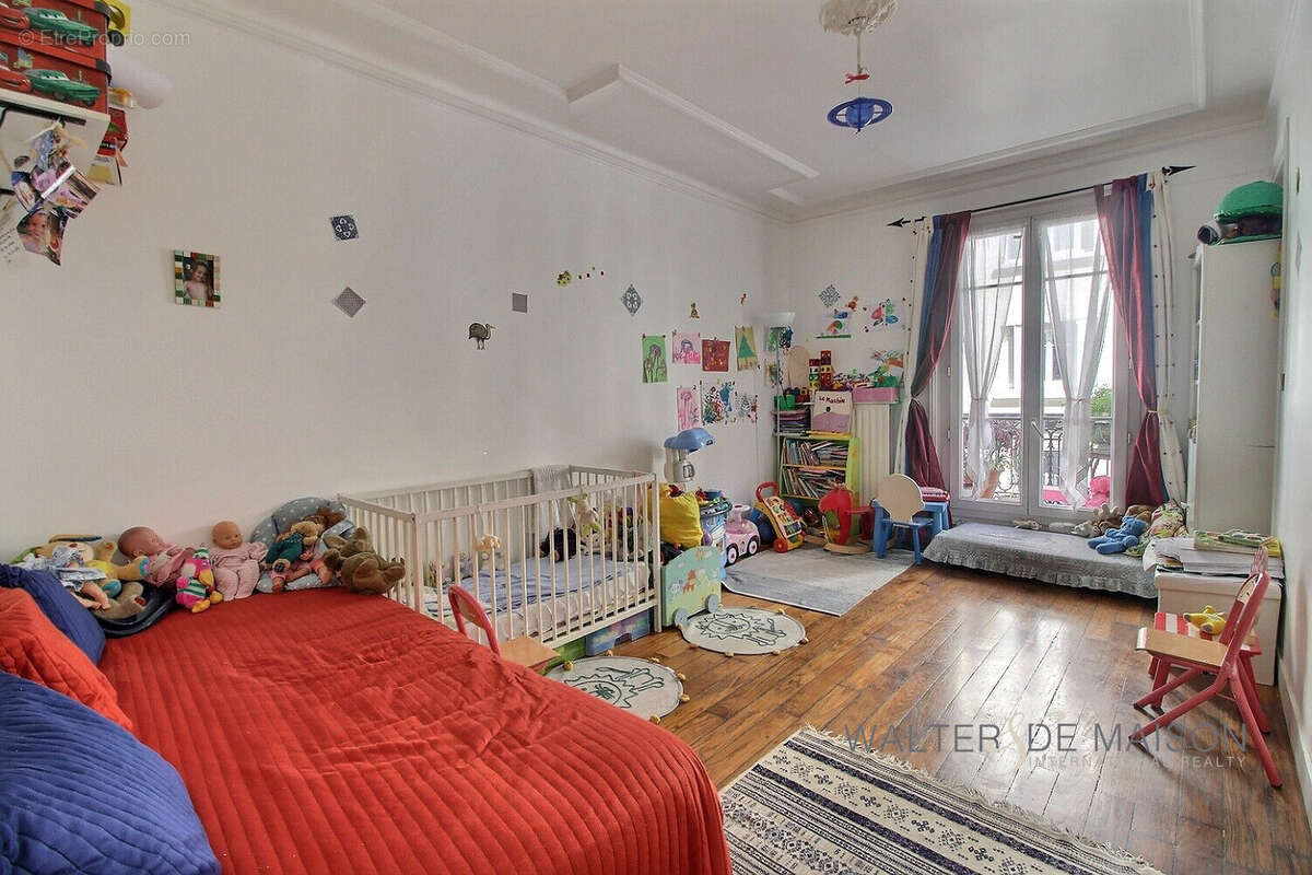 Appartement à PARIS-18E