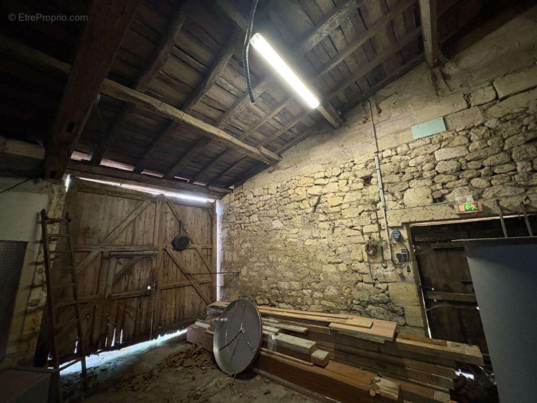 RARE : Devenez propriétaire de votre "Micro-Château" en AOC Saint-Émilion - photo 6