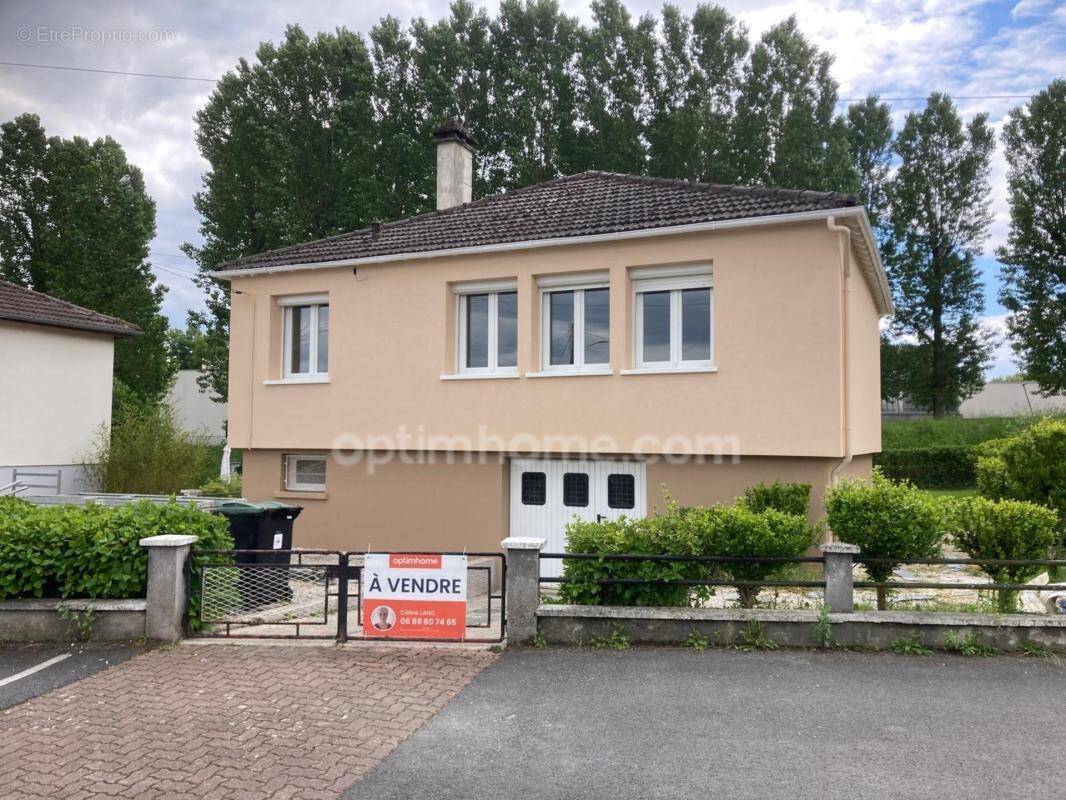 Maison à CHARLEVILLE-MEZIERES