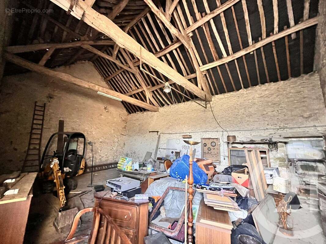 Maison à CESSOY-EN-MONTOIS