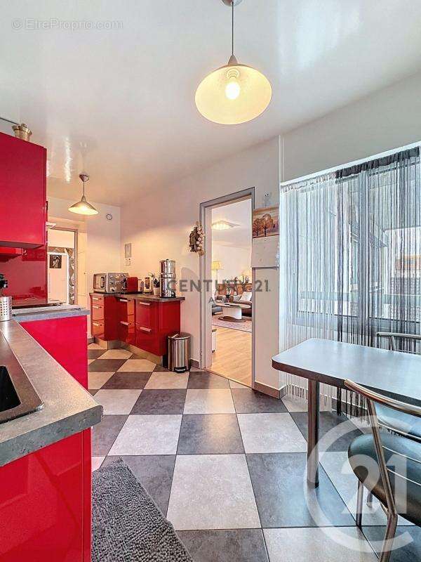 Appartement à CHOISY-LE-ROI