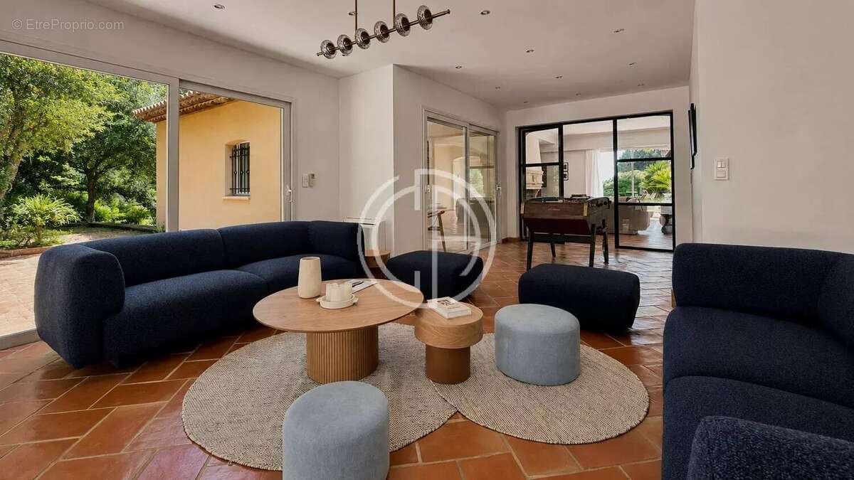VILLA - MOUGINS - Secteur Prestigieux - photo 7