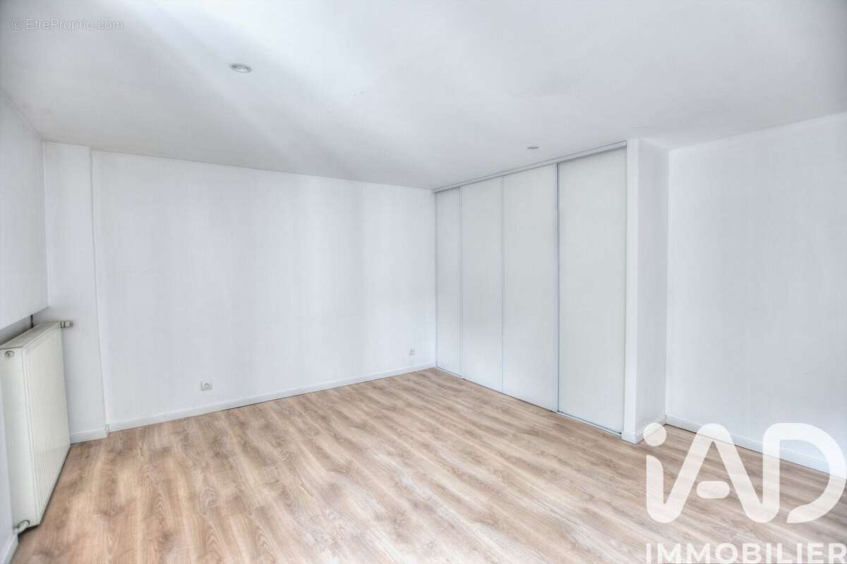 Photo 9 - Maison à PONT-SUR-YONNE