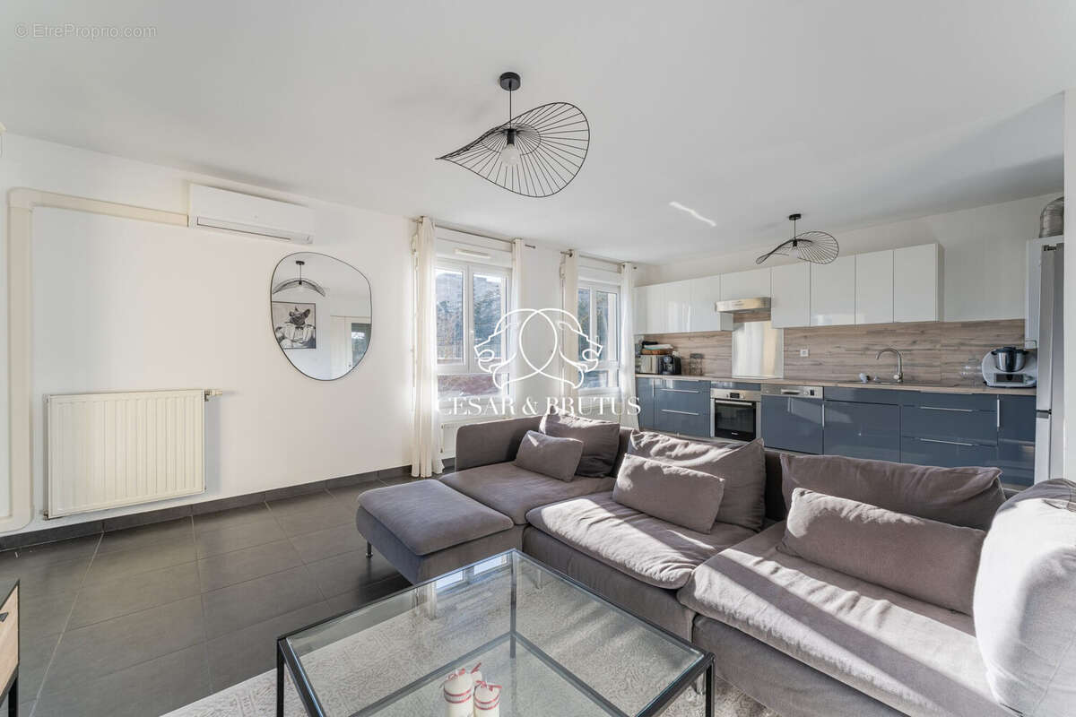 Appartement 72 m² à Champagne-Au-Mont-D'or  - photo 3