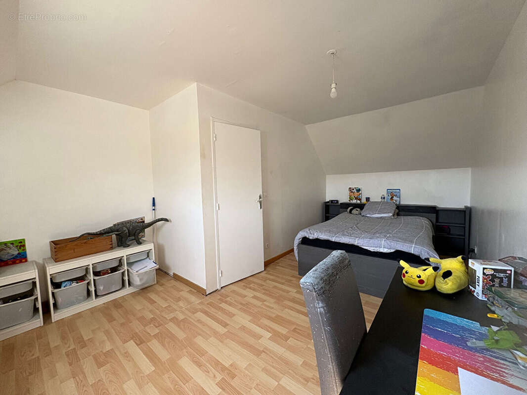 Maison à MORTEFONTAINE-EN-THELLE