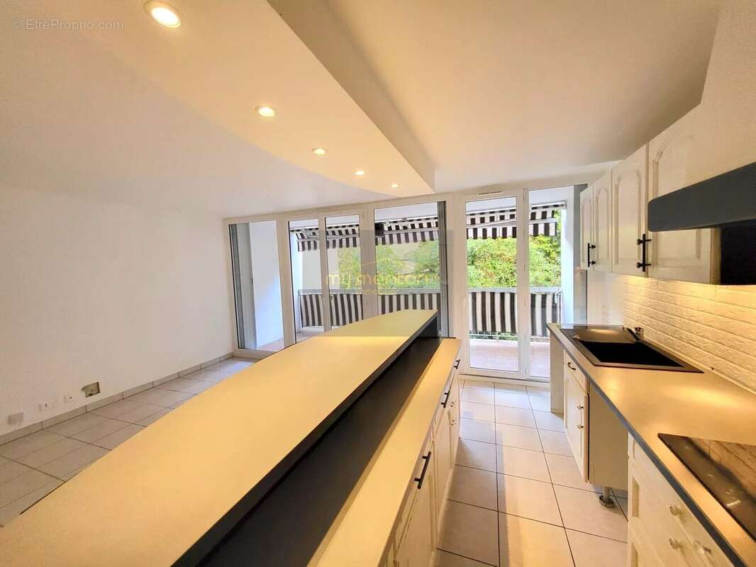 Appartement à BEAUSOLEIL