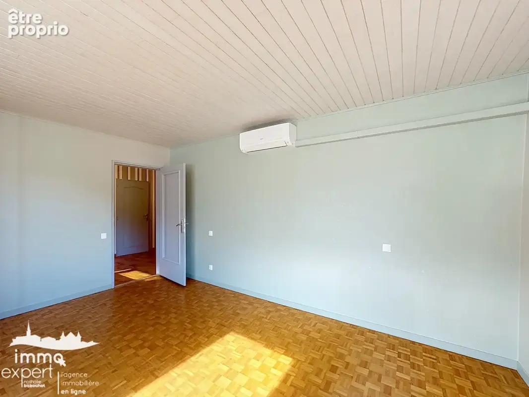 Le Thillot   Villa 279 m2 avec appartement indépendant + terrain 2 449 m2 - photo 15
