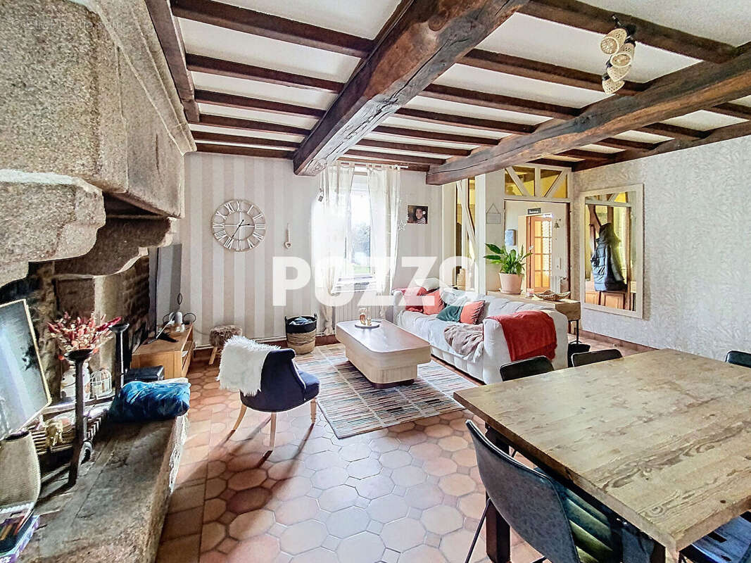 Maison à LES LOGES-MARCHIS