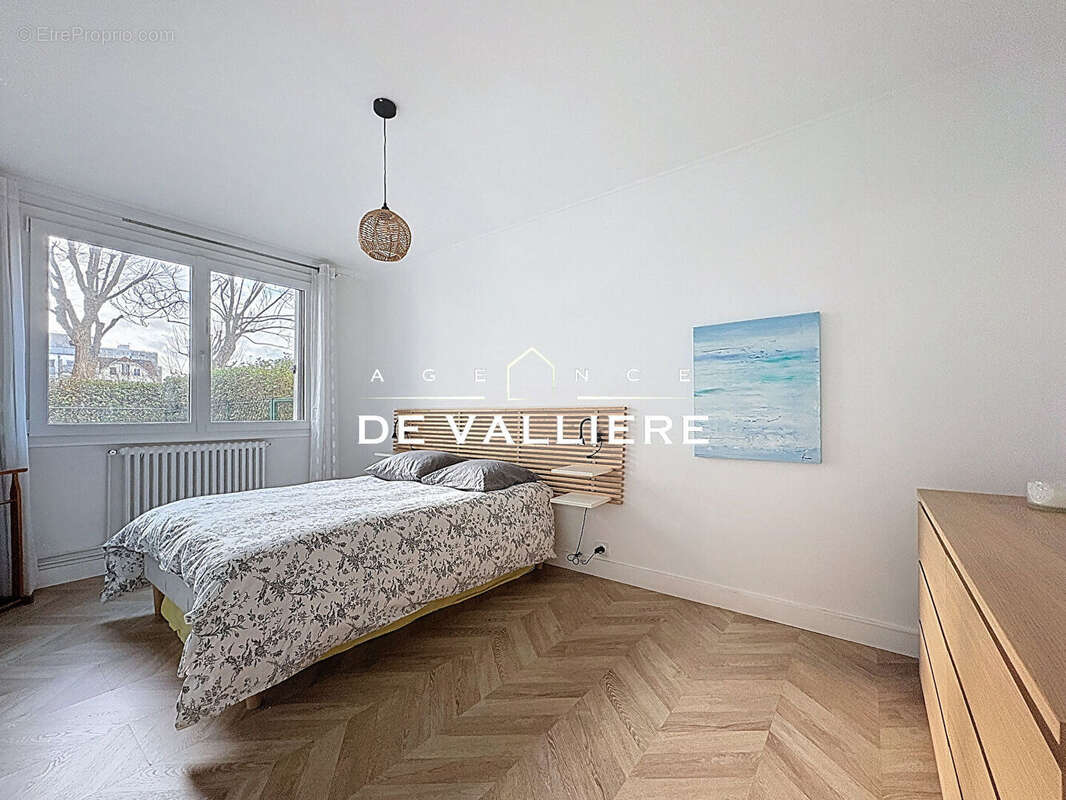 Appartement à NANTERRE